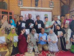 Puisi Bahasa Using Guritan Sangang Puluh Sanga (99) Karya Jaenurii Diluncurkan Kadispendik Banyuwangi