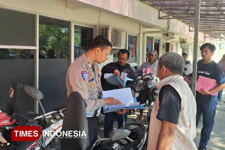 satlantas-polres-majalengka-edukasi-wajib-pajak-soal-pentingnya-cek-fisik-kendaraan-–-times-banyuwangi