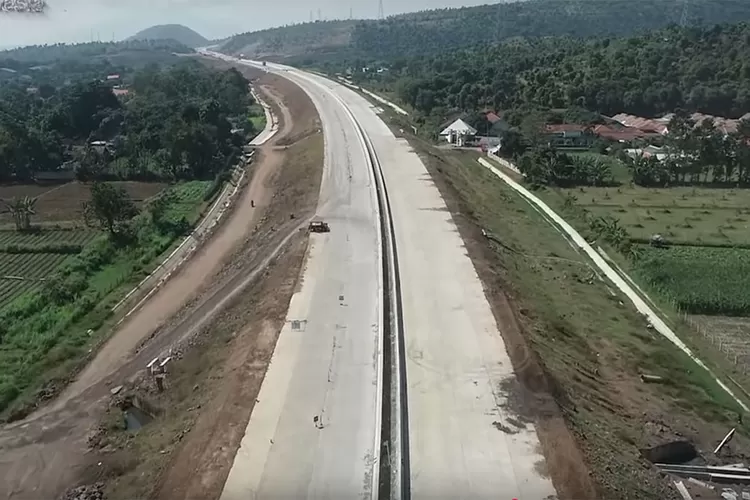 tol-probowangi-bisa-selesai-lebih-cepat,-waktu-tempuh-banyuwangi-probolinggo-hanya-3-jam!