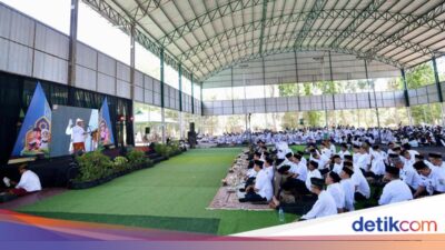 500-pelajar-tk-smp-ramaikan-festival-anak-sholeh-banyuwangi