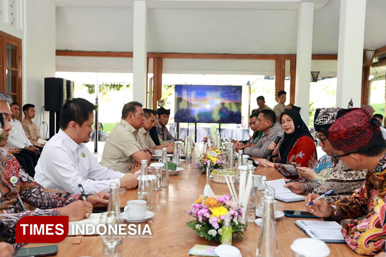 badan-gizi-nasional-tinjau-program-makan-bergizi-gratis-di-banyuwangi-–-times-banyuwangi