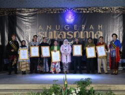 Novel Berbahasa Using Mendapat Anugerah Sutasoma