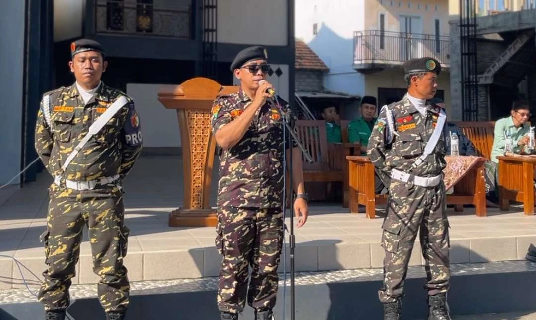 banser-banyuwangi-tegaskan-komitmen-jaga-kiai-dan-nkri-melalui-apel-siaga