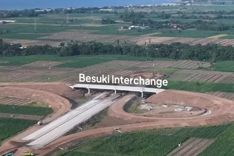 tol-probowangi-tembus-perbukitan-dan-sawah,-simpang-susun-besuki-jadi-spot-paling-indah-di-jawa-timur!