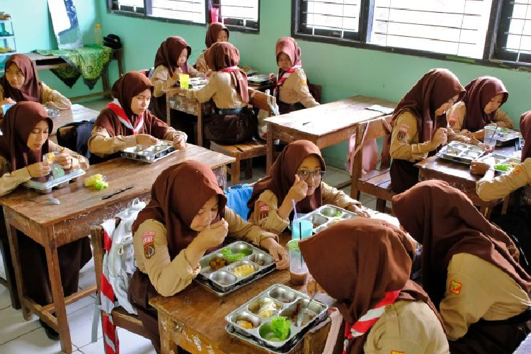 prabowo:-mayoritas-dari-112-negara-adopsi-program-mbg-indonesia-–-times-banyuwangi