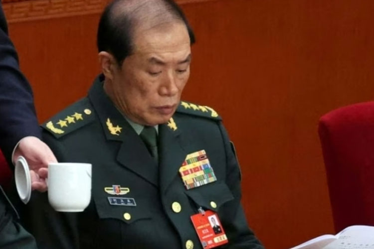 dua-jendral-dan-7-perwira-amipitar-china-dipecat-gara-gara-tersangkut-korupsi-–-times-banyuwangi