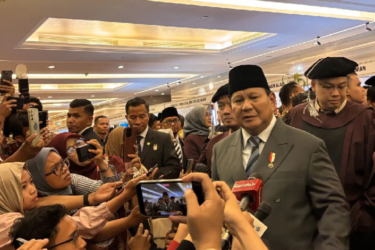 presiden-prabowo-puji-kepala-bgn-dadan-hindayana-yang-kembalikan-rp70-triliun-anggaran-mbg-–-times-banyuwangi