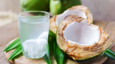 air-kelapa:-penyelamat-ginjal-atau-bahaya-tersembunyi?-–-times-banyuwangi