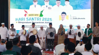 kick-off-hari-santri-nasional-2025-di-banyuwangi-ditandai-pencanangan-pesantren-aman
