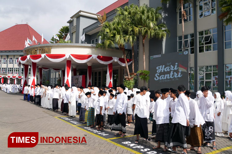 gernas-ayo-mondok-serukan-7-risalah-sambut-hari-santri-2025-–-times-banyuwangi
