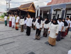 Peringati Hari Santri, ASN Banyuwangi Wajib Pakai Sarung dan Peci Selama Tiga Hari