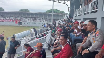 pertandingan-final-turnamen-ketua-dpc-pdi-perjuangan-banyuwangi-di-stadion-diponegoro-berjalan-kondusif
