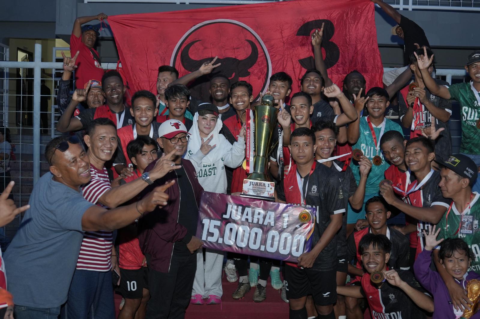 kesolidan-desi-banteng-fc-berbuah-juara-utama-di-turnamen-ketua-dpc-pdi-perjuangan-banyuwangi