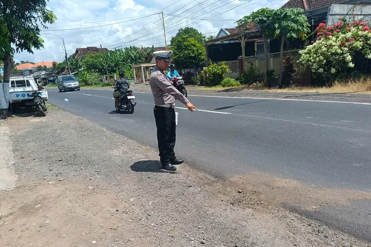 kecelakaan-tragis-di-srono-banyuwangi,-pemotor-lansia-tewas-di-lokasi-kejadian