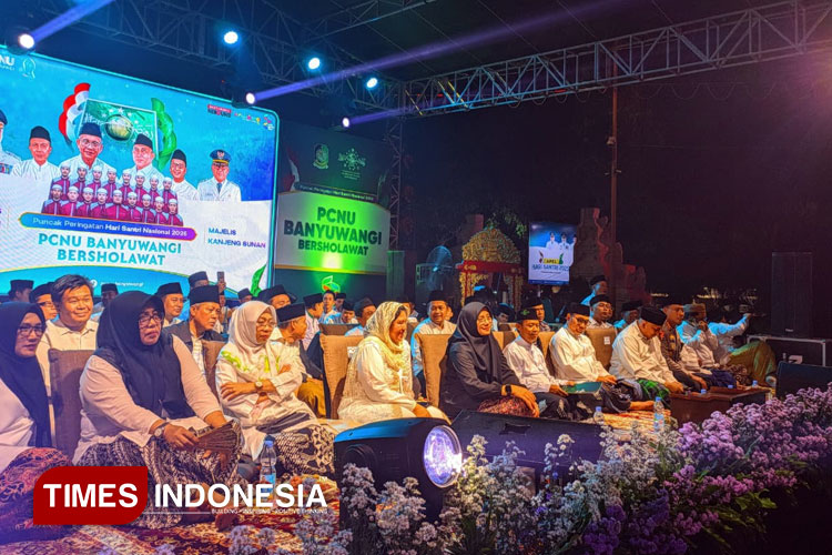 banyuwangi-bersholawat-warnai-puncak-hsn-2025-–-times-banyuwangi