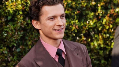 terbentur-kontrak-marvel,-tom-holland-terpaksa-tolak-james-bond-–-times-banyuwangi
