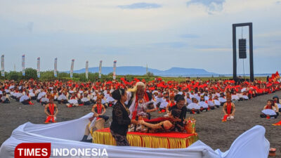 1.300-penari-jalani-ritual-meras-gandrung-sebelum-tampil-di-banyuwangi-festival-gandrung-sewu-–-times-banyuwangi