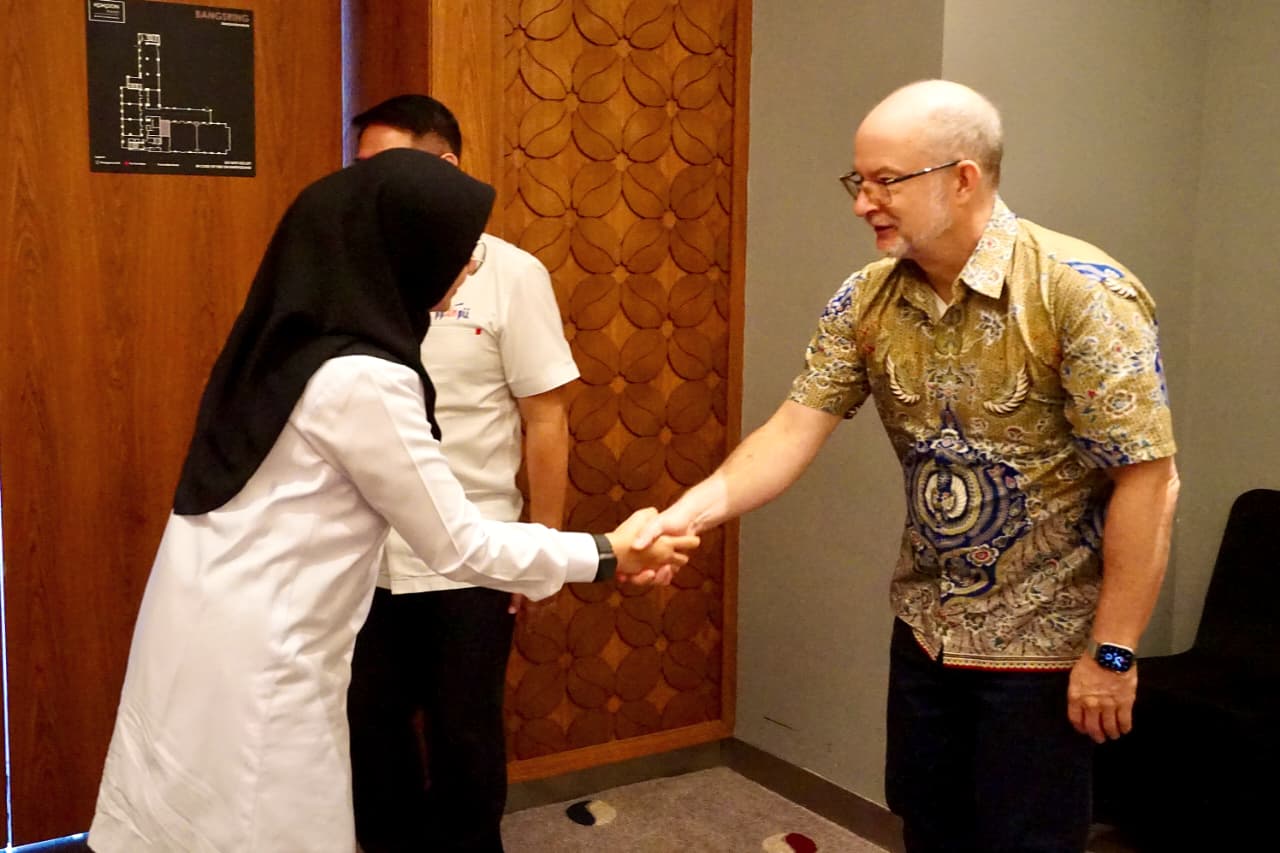 bertemu-bupati-ipuk,-maskapai-aman-air-segera-operasikan-penerbangan-seaplane-banyuwangi-bali