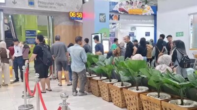 dampak-ka-purwojaya-anjlok!-penumpang-parahyangan-kecewa-usai-kereta-ke-bandung-dibatalkan-mendadak