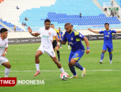 Dihantam Tiga Kekalahan Kandang Beruntun, Arema FC Sesalkan Keputusan Wasit – TIMES Banyuwangi