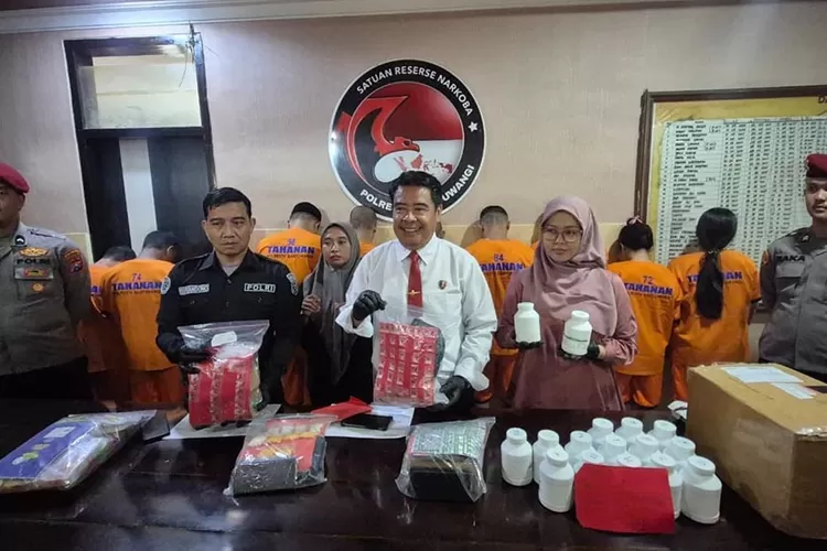semangat-sumpah-pemuda!-polresta-banyuwangi-gulung-25-tersangka-dari-22-kasus-narkoba-dalam-sebulan