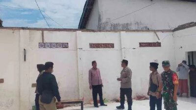 derasnya-hujan-dan-angin-malam-tumbangkan-asrama-putri-pesantren-di-situbondo,-1-santri-tewas!