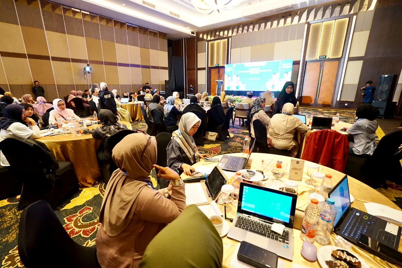 kemenekraf-gelar-pelatihan-bisnis-digital-di-banyuwangi