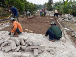 Jalan 56 Ringinagung Pesanggaran Banyuwangi Kembali Dapat Program Pavingisasi PT BSI – TIMES Banyuwangi