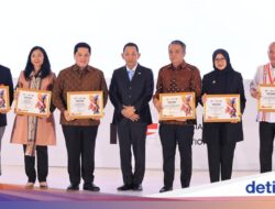 Konsisten Gelar Event Balap Sepeda, Banyuwangi Raih Penghargaan PB ISSI
