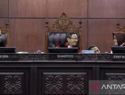 Usulan Pensiun Guru Jadi 65 Tahun Ditolak MK! Ini Alasan Lengkap Hakim dan Pesan untuk Pemerintah