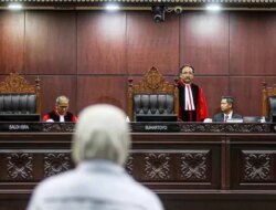 MK Dorong Pemerintah Kaji Usia Pensiun Guru Jadi 65 Tahun, Ini Pertimbangannya