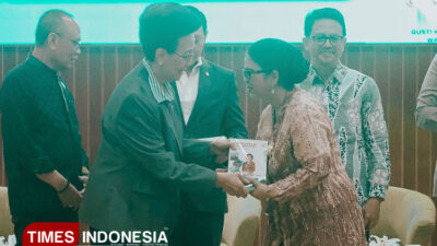 rilis-buku-menguatkan-dpd-ri,-gkr-hemas:-otonomi-daerah,-kunci-indonesia-emas-2045-–-times-banyuwangi