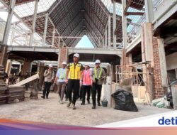 AHY Kagumi Arsitektur Pasar Banyuwangi Baru