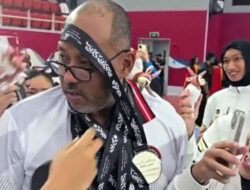 Pelatih Timnas U-18 Terharu, Pemain Voli Ucap Terima Kasih dengan Pengalungan Medali Perak AYG – TIMES Banyuwangi