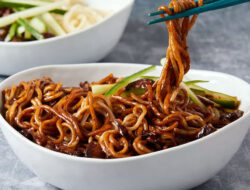 Sejarah dan Resep Jjajangmyeon, Mi Hitam Ala Korea – TIMES Banyuwangi