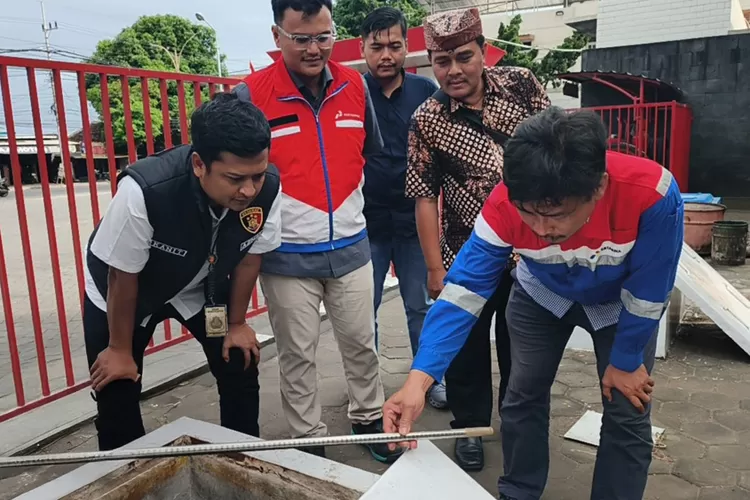 viral-bbm-campur-air-di-banyuwangi-ternyata-hoaks!-satgas-bbm-turun-tangan-dan-ungkap-fakta-sebenarnya