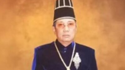 duka-mendalam!-raja-keraton-solo-pakubuwono-xiii-wafat,-prosesi-pemakaman-agung-digelar-5-november-di-imogiri