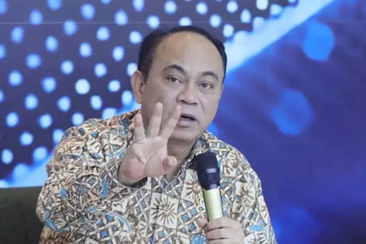 budi-arie-terpilih-lagi-jadi-ketum-projo-2025–2030!-logo-jokowi-bakal-dihapus,-fokus-dukung-prabowo
