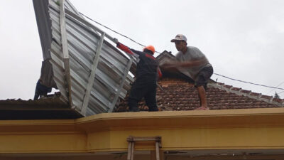 puting-beliung-terjang-dau-kabupaten-malang,-jaringan-listrik-tiga-wilayah-terdampak-–-times-banyuwangi