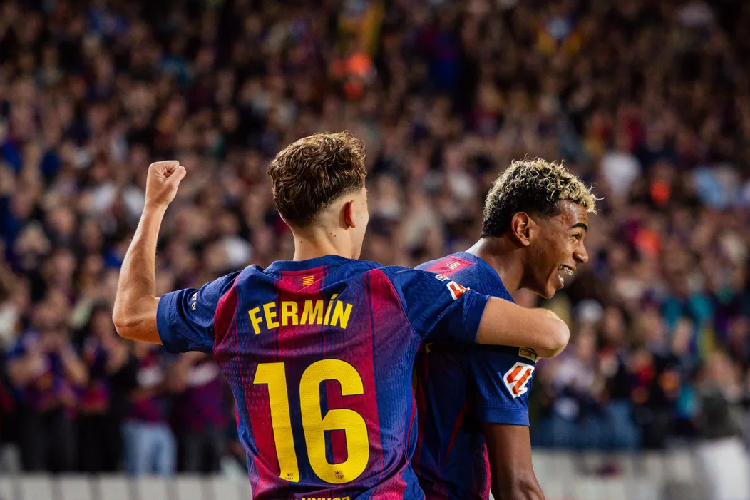 yamal-bawa-barcelona-bangkit,-bungkam-elche-3-1-di-montjuic-–-times-banyuwangi