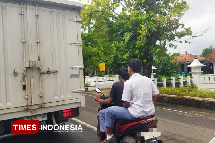 pelajar-tertangkap-kamera-berkendara-tanpa-helm,-polres-pacitan-bakal-tegur-sekolah-–-times-banyuwangi