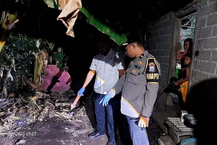 banyuwangi-geger!-seorang-ibu-di-alasbuluh-tega-kubur-bayinya-di-belakang-rumah,-warga-ungkap-fakta-mengerikan