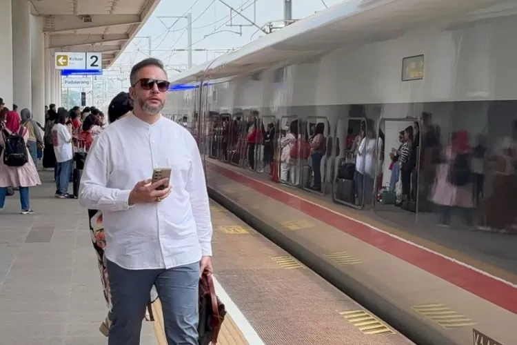 kereta-cepat-whoosh-ke-banyuwangi,-dorongan-besar-bagi-pariwisata-dan-ekonomi-daerah