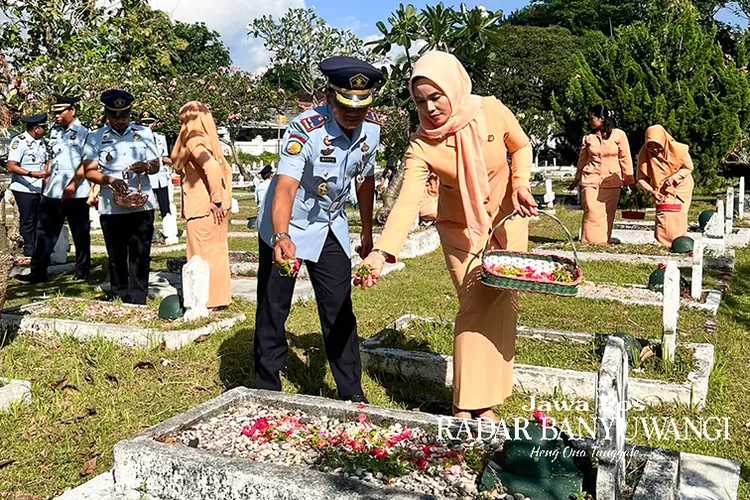 makna-hari-pahlawan-10-november-2025:-dari-bung-tomo-hingga-semangat-pahlawanku-teladanku