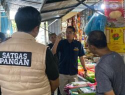 Satgas Pangan Polresta Banyuwangi Temukan Pelanggaran HET Beras Saat Sidak di Pasar Banyuwangi