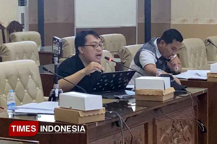 analis-keuangan-publik-sebut-saham-pt-merdeka-copper-gold-bisa-jadi-aset-andalan-banyuwangi-–-times-banyuwangi