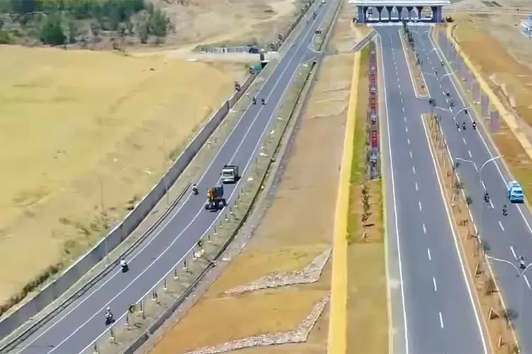 tol-baru-kediri–tulungagung-sepanjang-44,17-km-siap-beroperasi-2026!-waktu-tempuh-pangkas-dari-2-jam-jadi-30-menit!