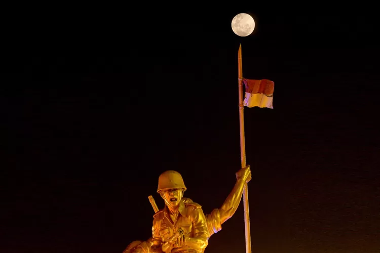 banyuwangi-tertutup-mendung,-supermoon-tetap-bikin-takjub