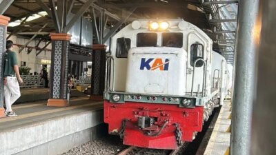 mulai-desember-2025,-ini-jadwal-dan-pola-baru-perjalanan-kereta-api-kai