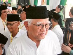 Gus Mus Tolak Keras Soeharto Jadi Pahlawan Nasional: Orang NU yang Setuju, Berarti Tak Ngerti Sejarah!